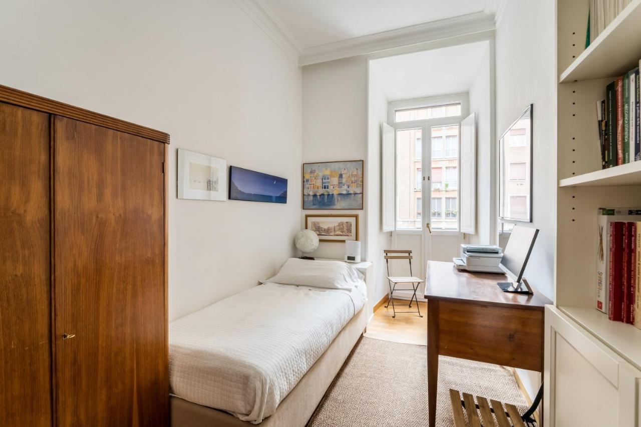 רומא Maison Regola, Styilish Apt In Campo De Fiori מראה חיצוני תמונה