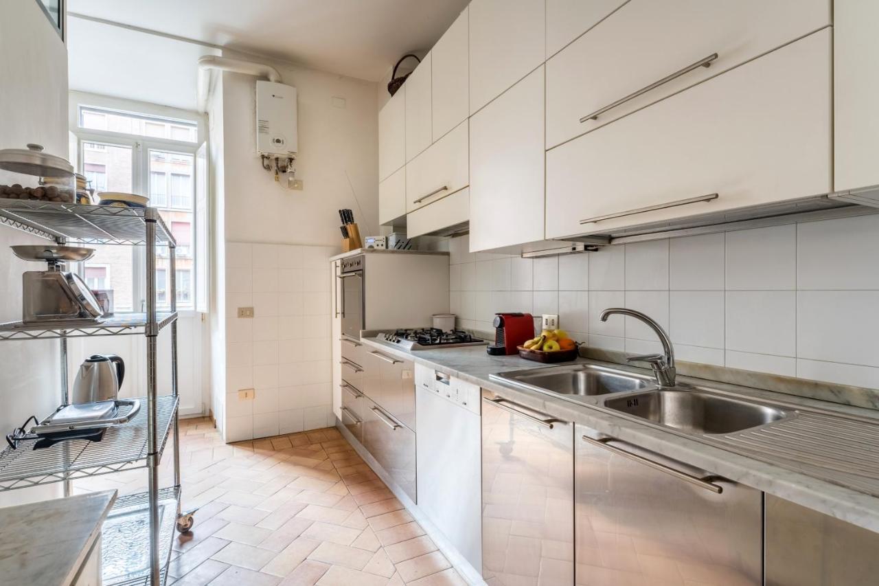 רומא Maison Regola, Styilish Apt In Campo De Fiori מראה חיצוני תמונה