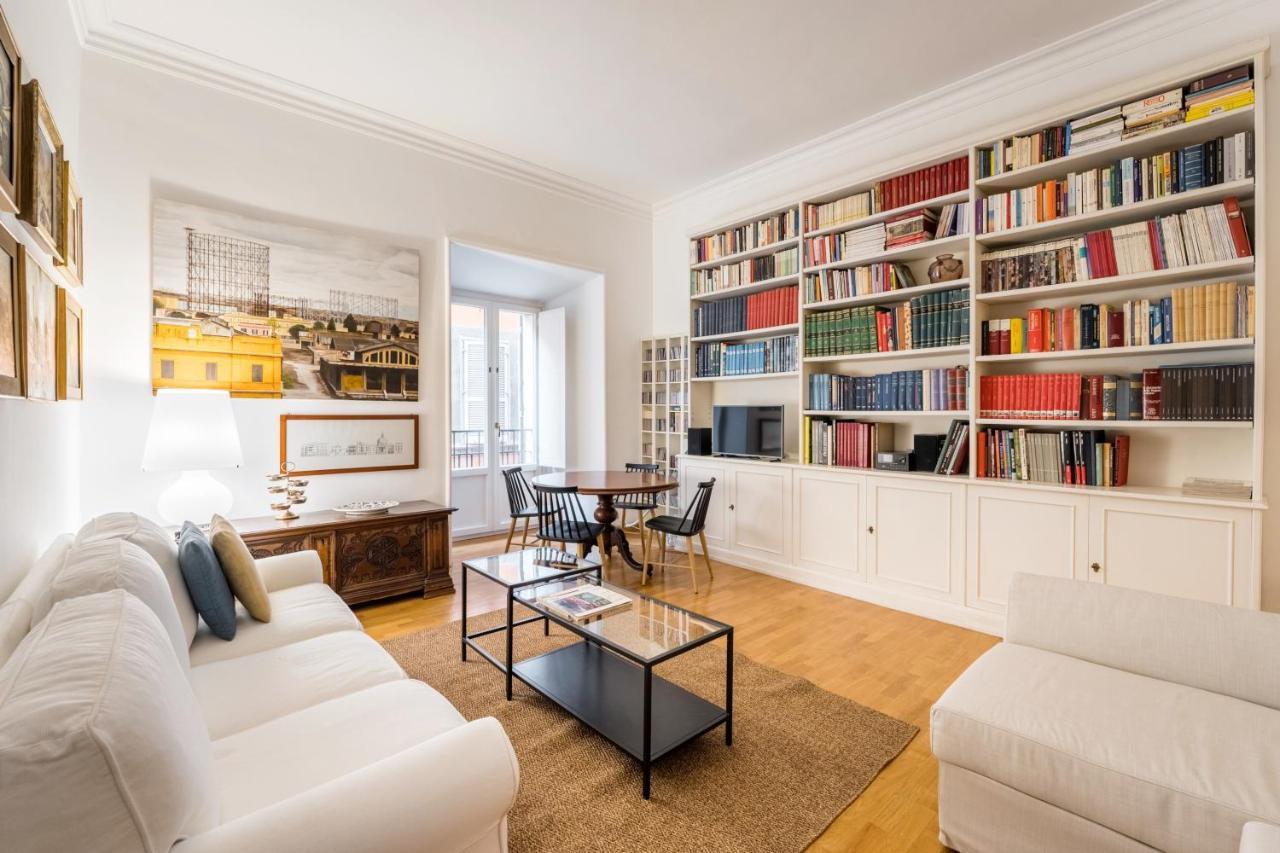 רומא Maison Regola, Styilish Apt In Campo De Fiori מראה חיצוני תמונה